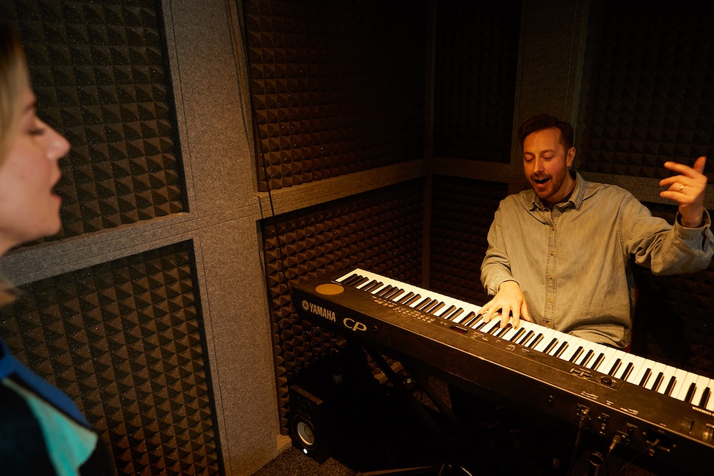 singing lesson in sound pod